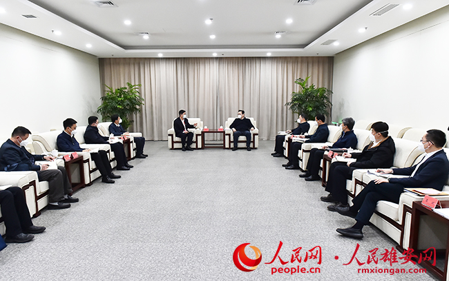 12月9日，雄安新區(qū)召開新任掛職干部座談會(huì)。劉向陽攝