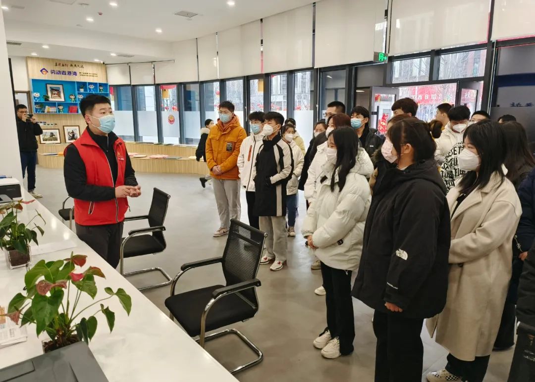 圖為容西片區大學生寒假社會實踐參觀活動現場。河北新聞網記者王青峰 攝