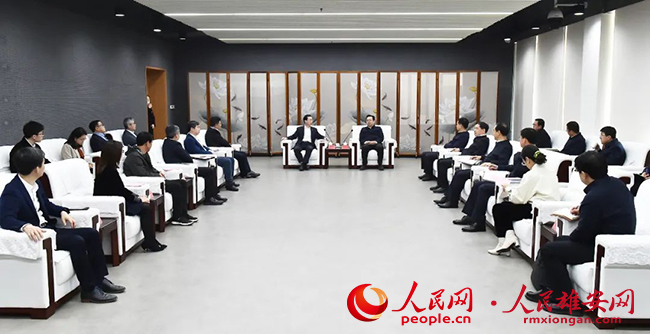 張國華與同濟大學校長鄭慶華一行舉行工作座談并出席簽約儀式。劉向陽攝
